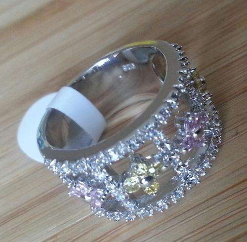 925 Sterling silver ring with pink and yellow stones